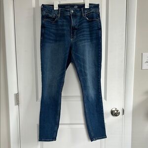 Old Navy Rockstar Super Skinny Jeans
